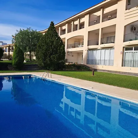 Con Piscina A 50m De La Playa Apartment